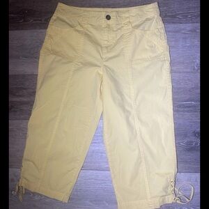 KHAKIS & CO Women’s Yellow Capri Cotton Blend Petal Pushers Size 8